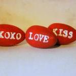 Love Nest - Love, Kiss, XOX..